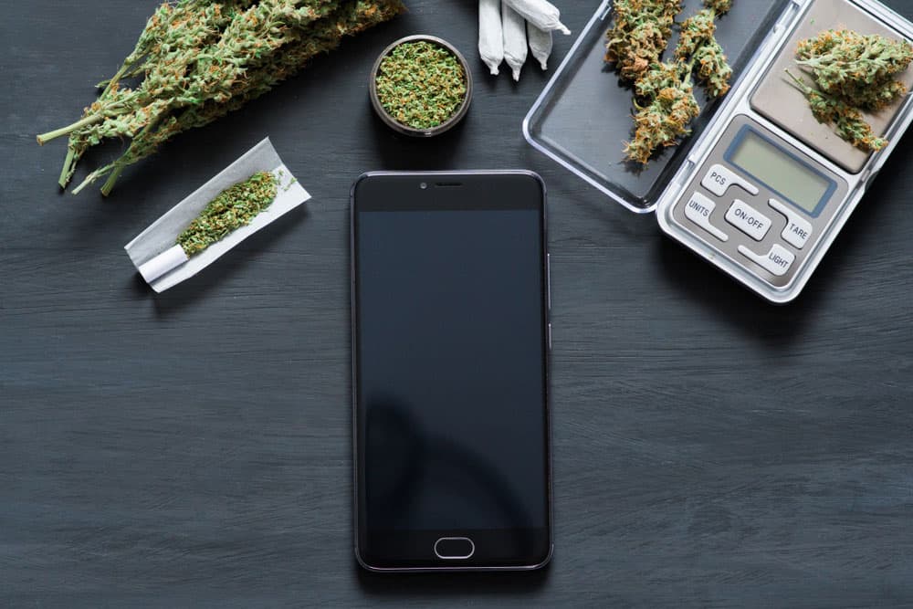 Top 5 Reasons is Better to Buy cannabis Online | Bloom Supply Canada