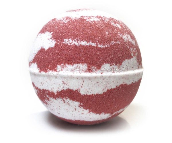 Nikki Stikki Botanicals – CBD Bath Bomb – Christmas Spirit Bomb (red/green) – 300mg CBD | Bloom Supply Canada